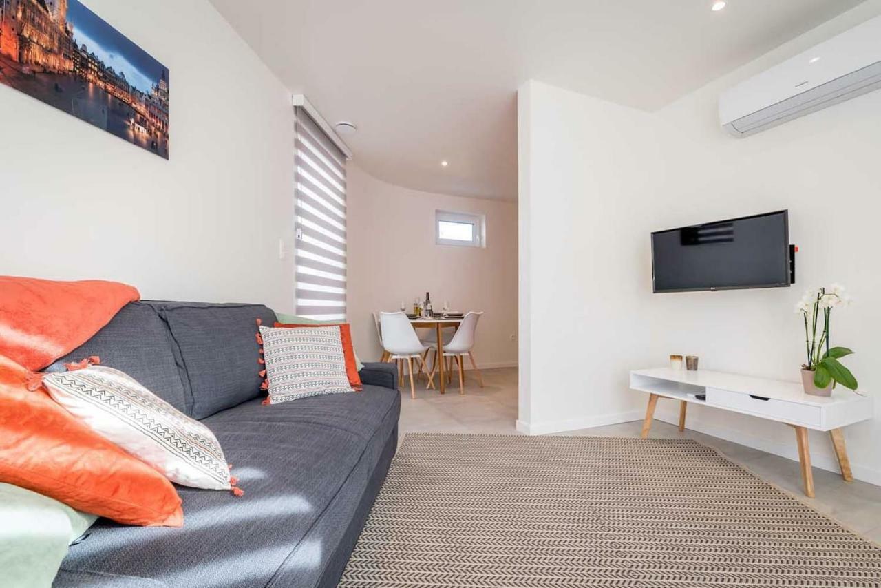 Studio Brussels - Central Zaventem Zewnętrze zdjęcie